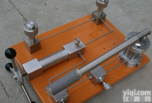 HLYFT-60A(B) <em>气压</em><em>台式</em><em>压力</em>源（泵）