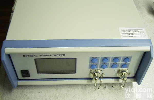 ADM805 双通道台式<em>光功率计</em><em>探头</em><em>内置</em>式