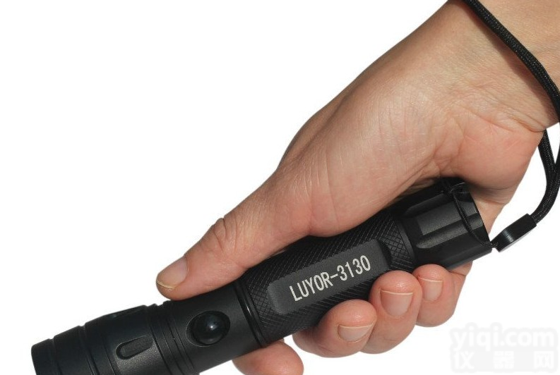 LUYOR-3130 LUYOR-3130LED<em>手电</em><em>筒式</em>紫外线<em>探伤</em>灯