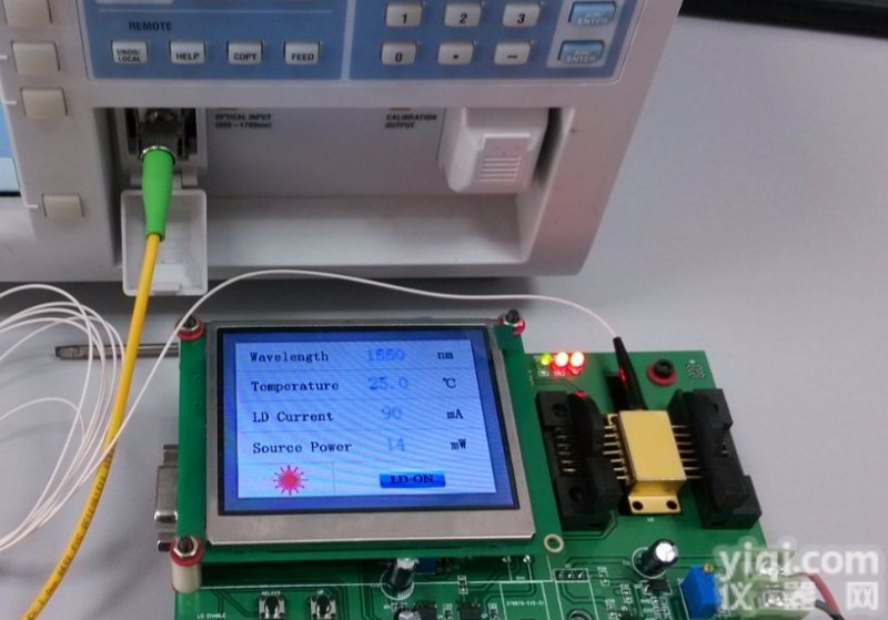 sctg DFB<em>蝶形</em><em>激光器</em>驱动电路-带数显