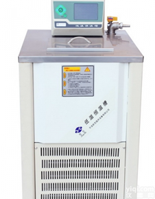 GDH-3510W<em> 无氟、环保、节能高精度低温恒温槽</em>