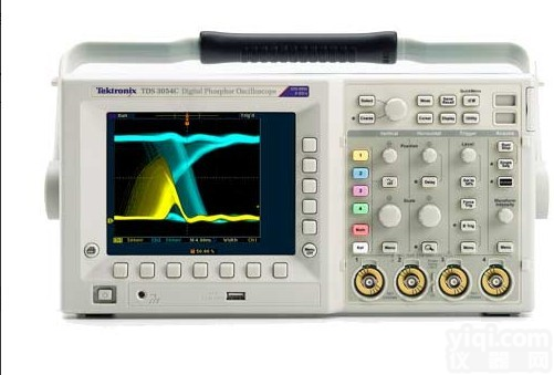TDS3012C ，<em>TDS3034C</em> ，<em>TDS3052C</em>  数字荧光示波器