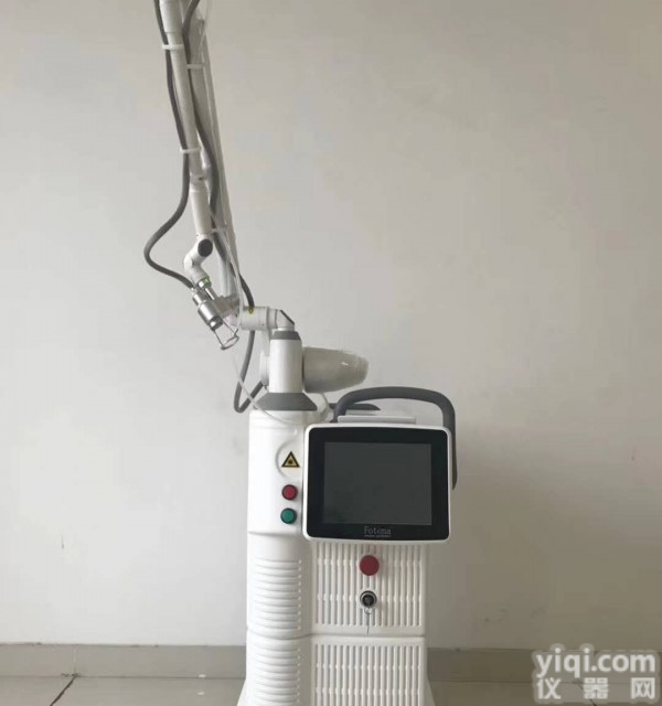 欧洲<em>之星</em>CO2点阵<em>激光美容</em>仪生殖