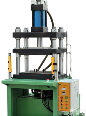 S20 <em>液压机</em>安全保护<em>装置</em>-<em>液压机</em>光电保护