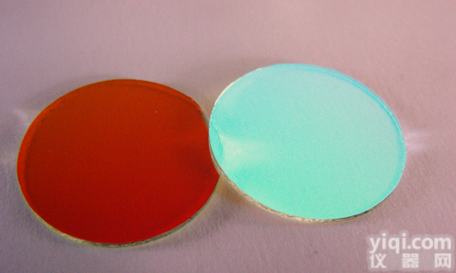 <em>根据</em>客户<em>要求</em> LP680nm长波通<em>滤光片</em>