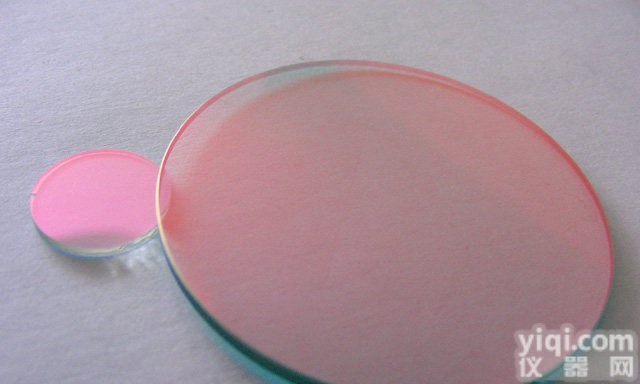 <em>根据</em>客户<em>要求</em> LP780nm长波通<em>滤光片</em>