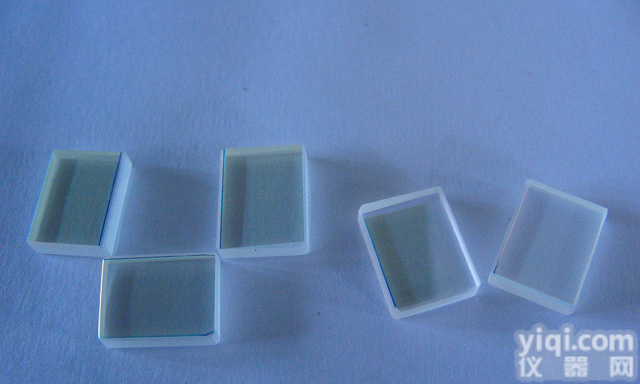 <em>根据</em>客户<em>要求</em> LP420nm长波通<em>滤光片</em>