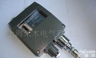  批发0-0.3Mpa 船用压力<em>控制器</em> <em>上海</em><em>YWK</em>--50--C船用压力<em>控制器</em>