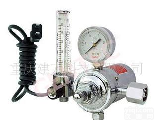  二氧化碳<em>电加热</em>式减压器<em>捷锐</em><em>电加热</em>减压器，德国实配通减压器