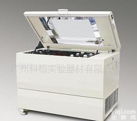  卧式<em>往复式</em>曲线控制<em>可编程</em>恒温恒湿