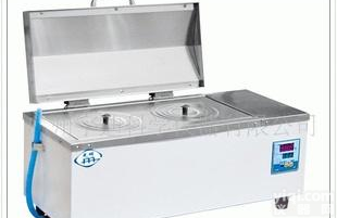  <em>电热三用水箱</em>