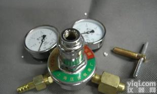  氧气<em>减压器</em> YQY-07 <em>钢瓶</em><em>减压器</em>