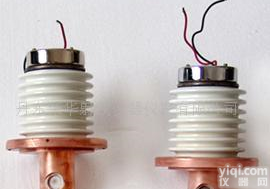  <em>金属</em>陶瓷<em>壳体</em>X<em>射线管</em>(图)