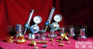  气体<em>减压器</em>、表盖、本体、<em>流量计</em>、(图)