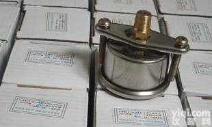  <em>不锈钢带</em>后支架<em>压力表</em>YN-40Z 0-7kg/无油<em>压力表</em>