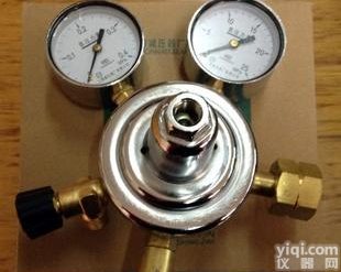  YQQ-9<em>氢气</em><em>减压器</em> <em>氢气</em><em>减压阀</em> <em>氢气</em>减压表