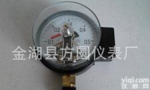<em> 电接点压力表YX系列</em>