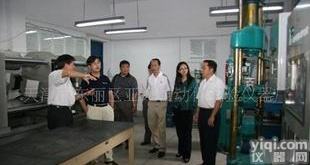  天津亚兴自动化实验<em>仪器</em>厂长期<em>专业</em>维修试验室<em>仪器</em>设备