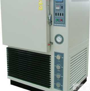 ZK-800  <em>真空高低温试验箱</em>