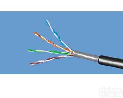 <em>超五类4对双护套阻水数据电缆</em>