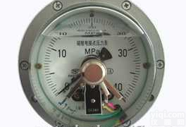 YTXC-100ZQ-Z YTXC-150ZQ-Z  耐<em>震轴</em>向带边电<em>接点</em>压力表