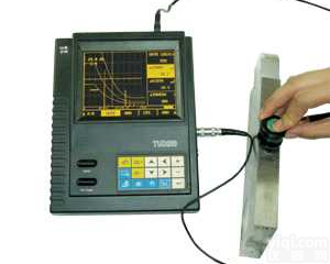 TUD220  <em>TUD220超声波探伤仪</em>