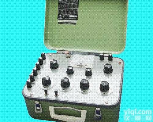 QJ31<em>直流</em>单<em>双臂</em><em>电桥</em>  QJ31<em>直流</em>单<em>双臂</em><em>电桥</em>