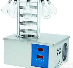 <em>FD-1  真空冷冻干燥机</em>