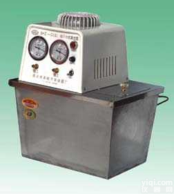 SHZ－ⅢA型  <em>不锈钢</em><em>台式</em><em>真空泵</em>