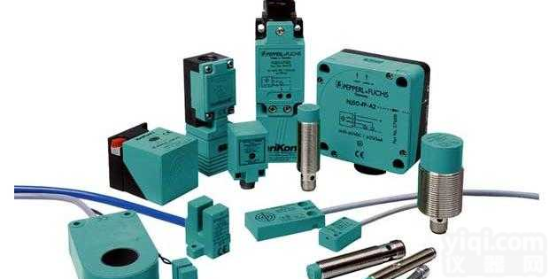 <em>NJ</em><em>30</em>+U1+W  <em>NJ</em><em>30</em>+U1+W <em>NJ</em>2-8GM40-E0