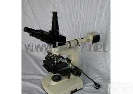 BM-12   <em>三目落透射显微镜</em>