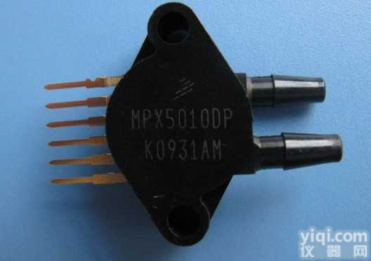 <em>压力传感器</em> <em>MPX5010DP</em>