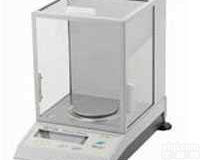 <em>FA1004型电子天平</em>