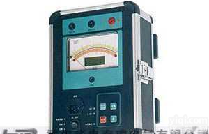 <em>BC2000  BC2000智能双显绝缘电阻测试仪</em>