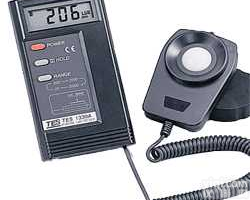 台湾泰仕TES-1330A<em>照度计</em>  <em>珠海</em><em>照度计</em>