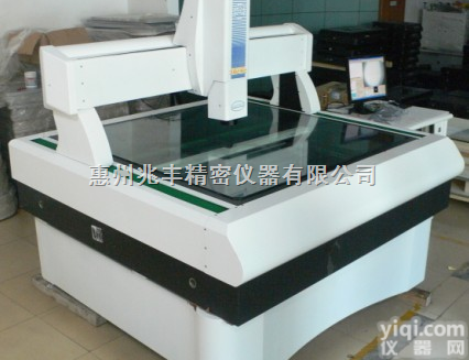 龙<em>门式</em>  龙<em>门式</em>大行程光学影像坐标<em>测量仪</em>