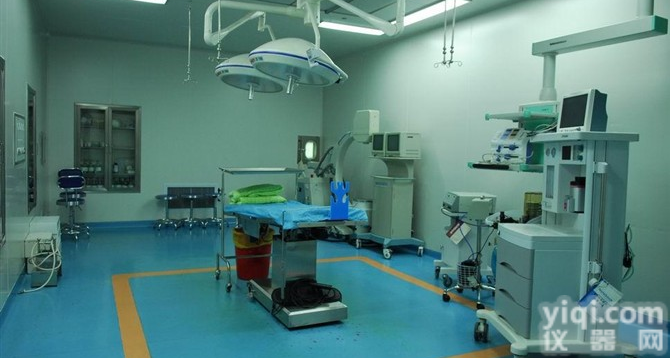 <em>百级超层流手术室净化工程</em>