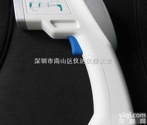 H63A  <em>H63A人体红外测温仪</em>