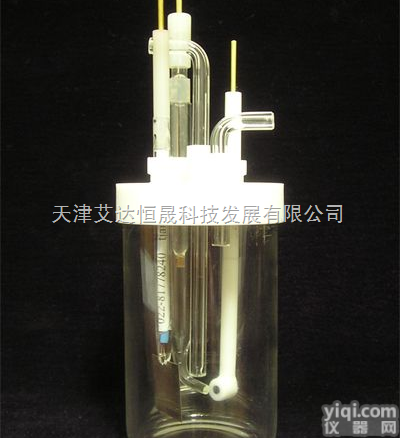 <em>C001  密封电解池</em>