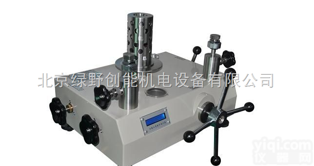 CW-600T  宽<em>量程</em>活塞式<em>压力计</em>(<em>碳化钨</em> 型)