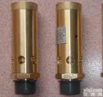 A28X螺杆式<em>空压机安全阀</em>｜<em>空压机安全阀</em>生产厂家｜<em>空压机安全阀</em>尺寸