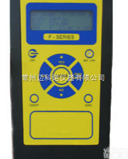 F-300 <em>甲醛和二氧化碳监测仪</em>