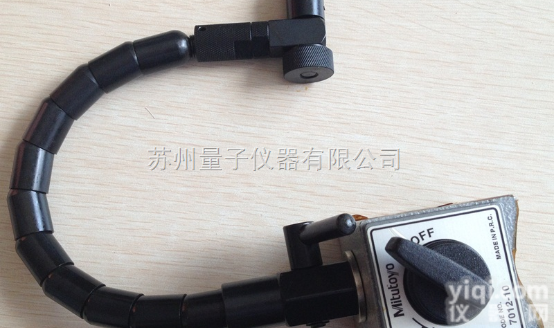 <em>7012-10  三丰万向磁性表架</em>