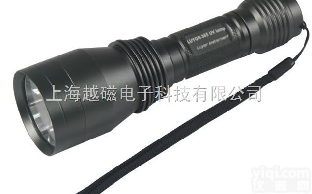 <em>LUYOR-365 UV  LED手电筒式紫外线灯</em>