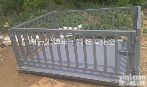 3吨带围栏式<em>动物</em>秤<em>多少</em>钱？5吨称猪电子秤价格