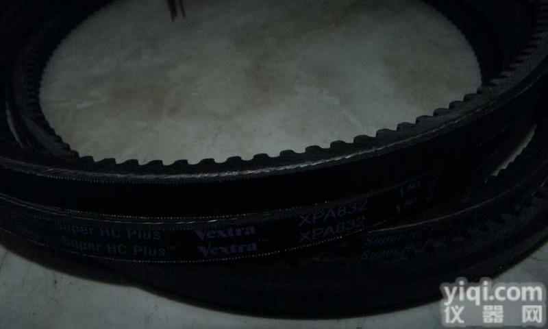 供应<em>进口</em>XPZ637带齿<em>三角带</em>/<em>进口</em><em>工业皮带</em>