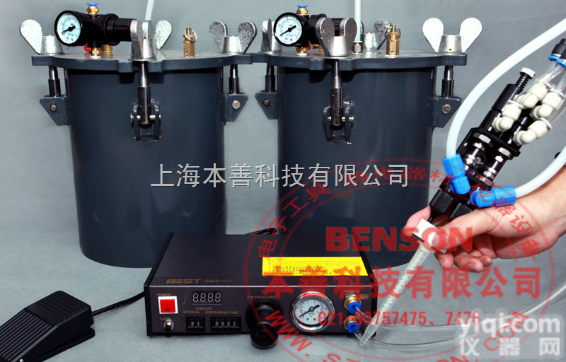 <em>双组份AB胶点胶机</em>