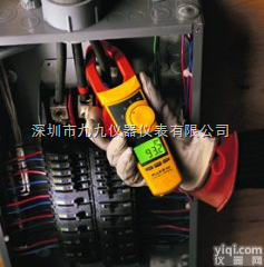 美国<em>Fluke330</em><em>钳型表</em>