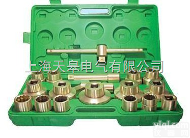 TG  防爆<em>重型</em>１″方18<em>件套</em>盒装套筒