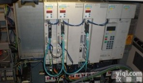 6SE7021伺服器显示<em>代码</em>F025<em>故障</em>,F026<em>报警</em>,F029<em>故障</em>,...